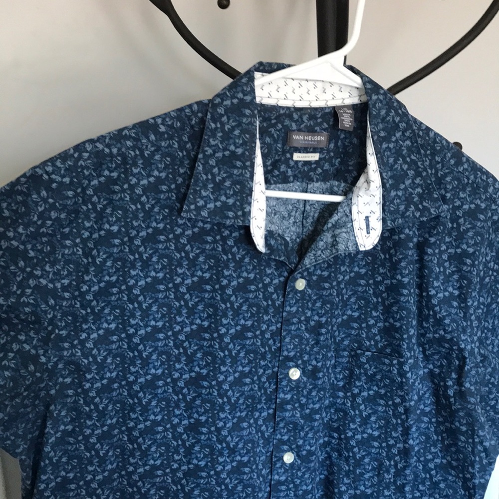 Men’s dress shirt short sleeve